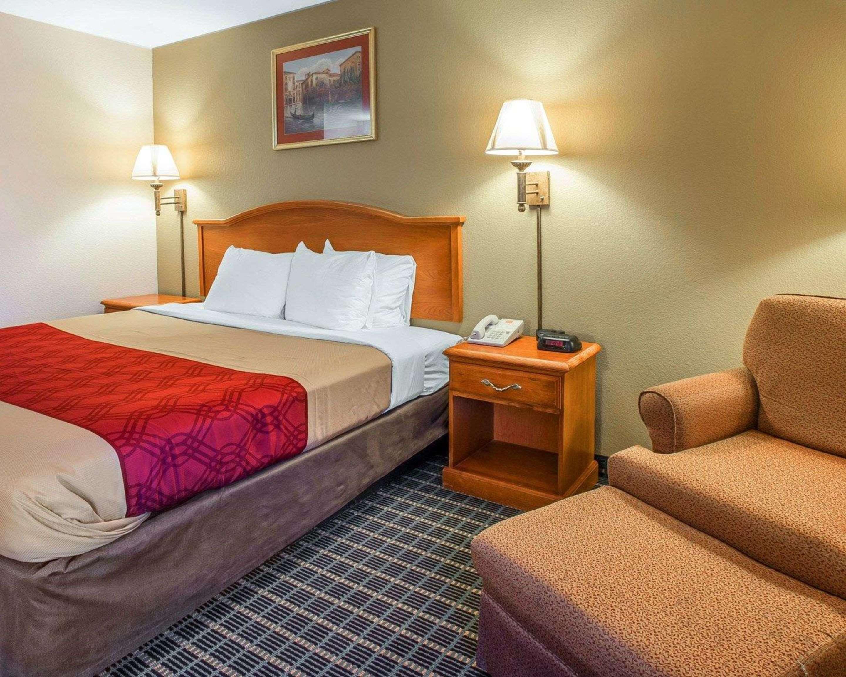 Econo Lodge Brunswick Exteriör bild